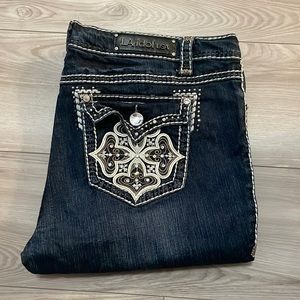 LA idol dark wash jeans. Never worn.